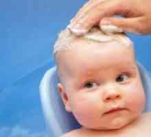 Kako oprati bebinu glavu?