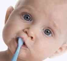 Kako naučiti dijete da peru zube