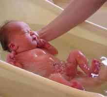 Kako kupati novorođenče?