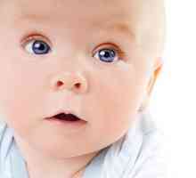 Kada i zašto može promijeniti boju očiju novorođenče?