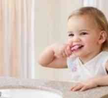 Kada početi i kako naučiti dijete da opereš zube
