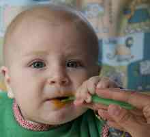 Hranjenje djeteta nakon 6 mjeseci, doji i hrani na flašicu