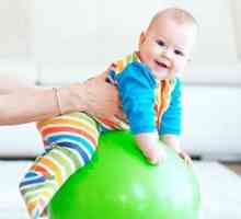 Vježba na fitball za bebe, izbor loptu, i sigurnosne mjere