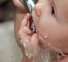 Voda za bebe - da li je uvijek potrebno?