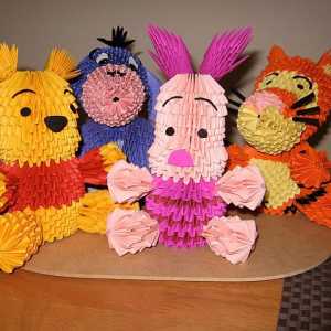 Igračke Winnie the Pooh i njegovi prijatelji iz trokutastog modula